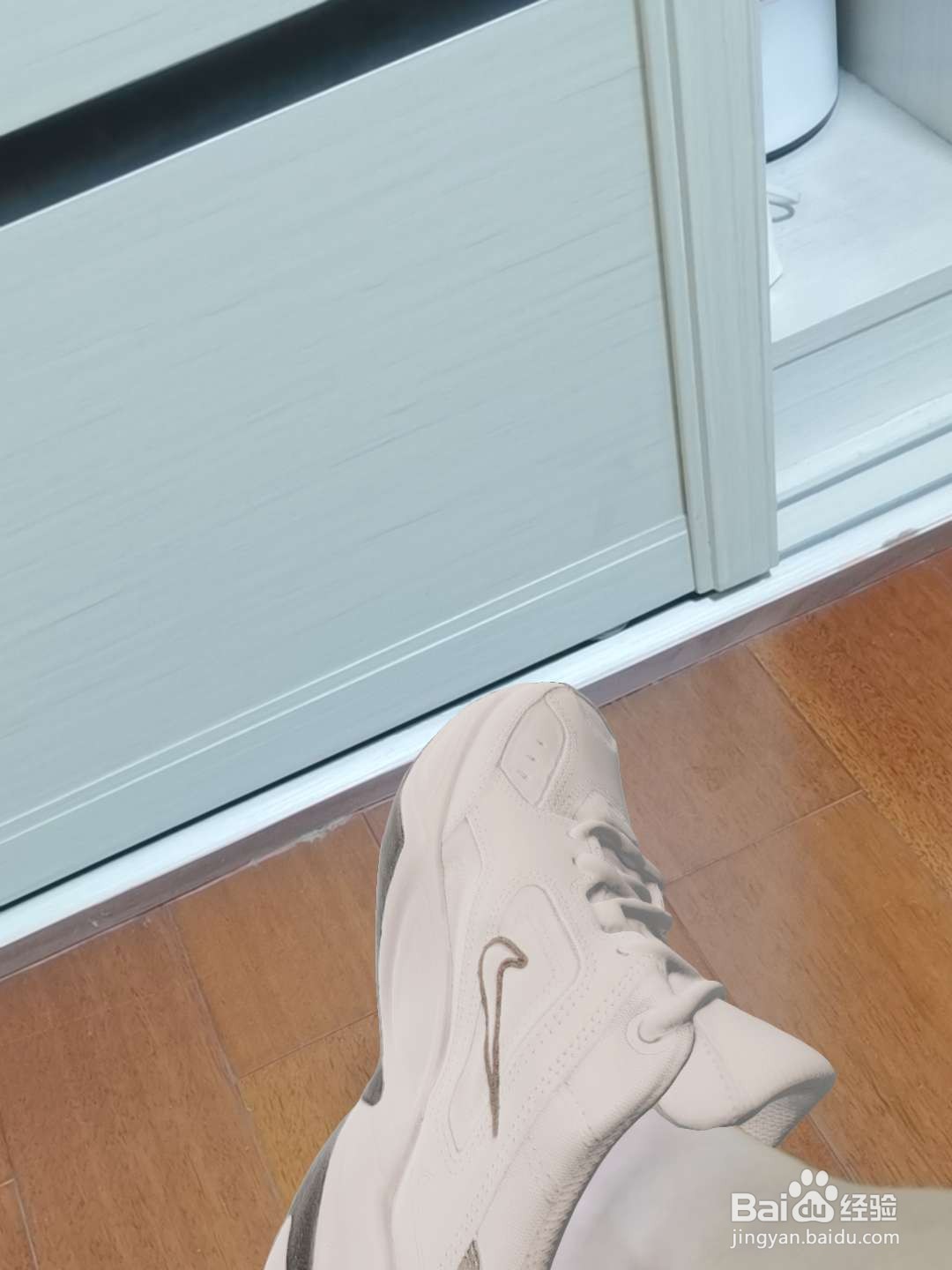 怎么使用得物（毒APP）AR虚拟试鞋功能