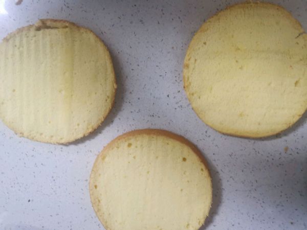 水果奶油裱花蛋糕