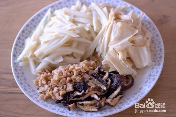 竹笋菜脯炊饭