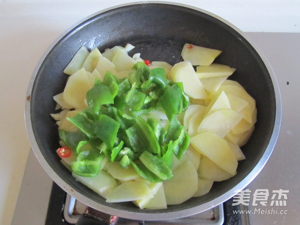 青椒炒土豆片