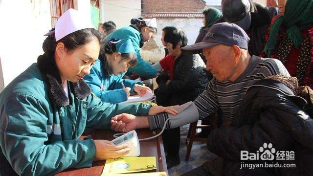 如何让低收入群体共享发展的成果