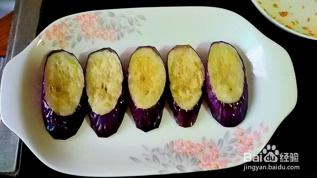 五彩缤纷之酱烧肉末茄子的做法