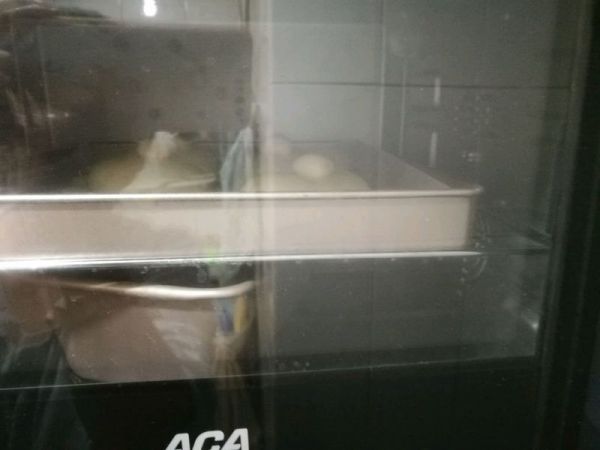 丑萌兔豆沙面包