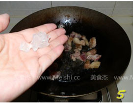 水萝卜烧肉的做法