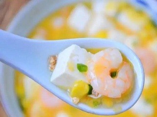 金汤虾仁豆腐怎么做？