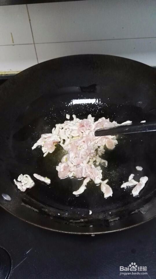 最简单的青椒土豆炒肉丝