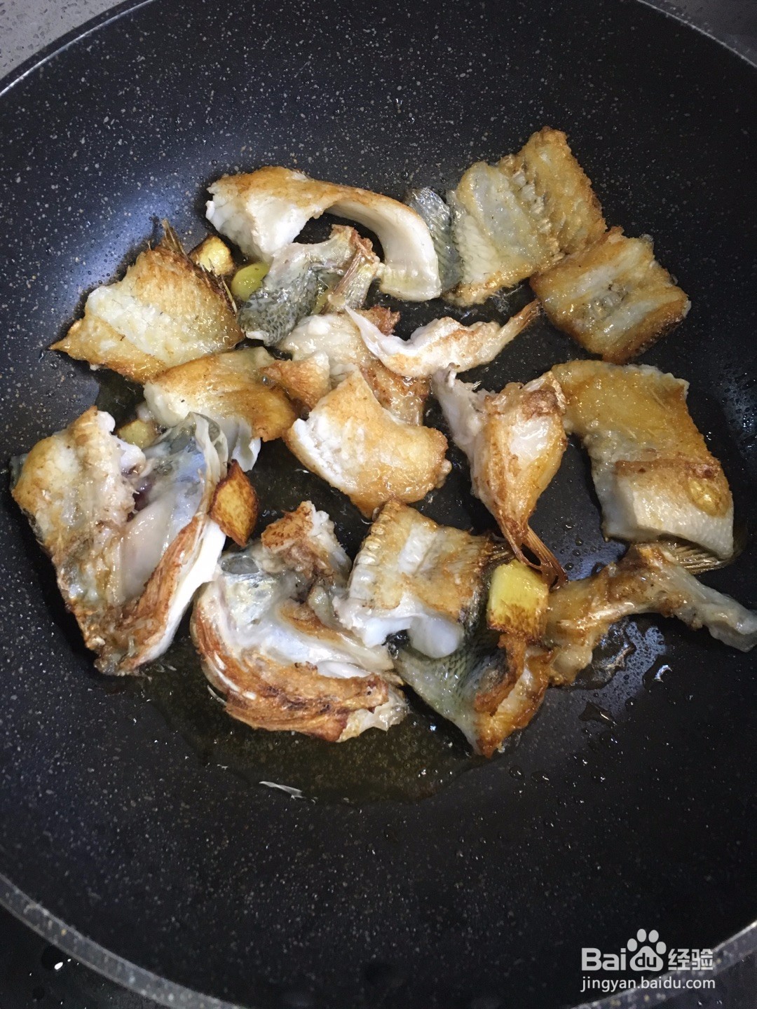 酸菜鲈鱼的做法