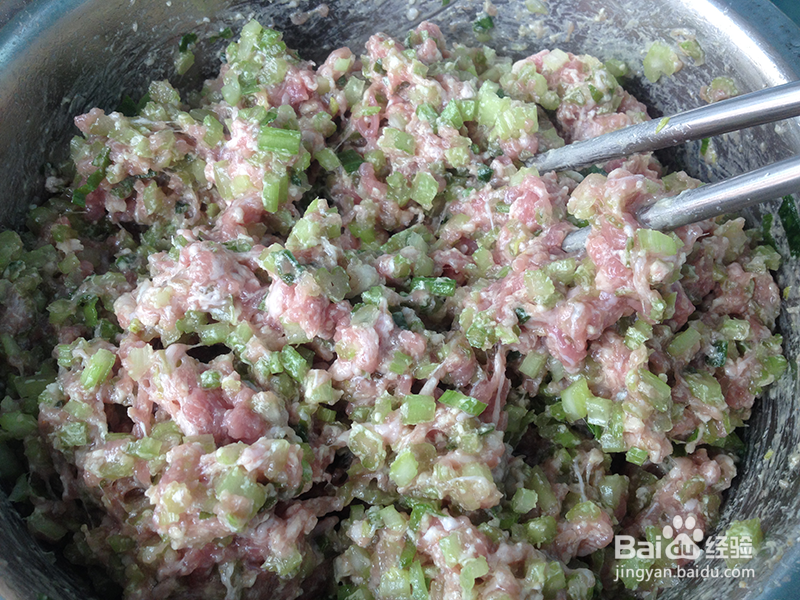 羊肉馅饺子的制作