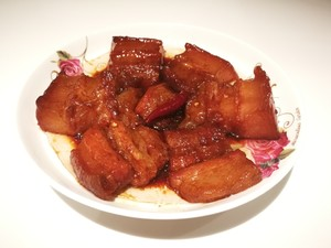 家传红烧土猪肉