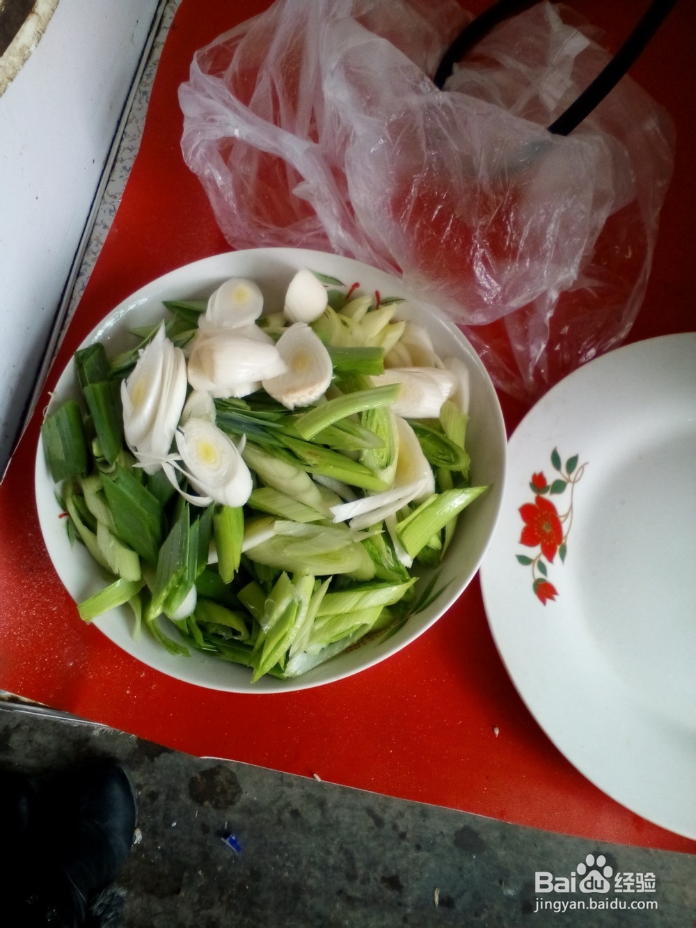 教你如何做蒜苗炒肉