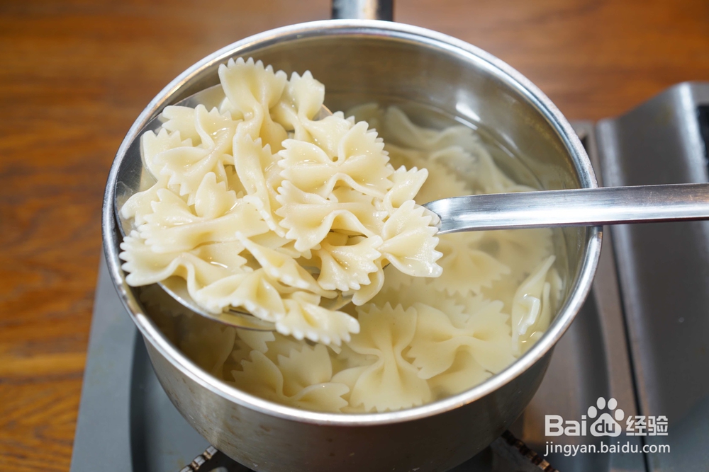 超级香的培根蛋黄奶油意大利面