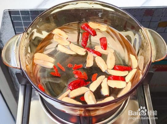 怎么做红枣枸杞醪糟汤圆