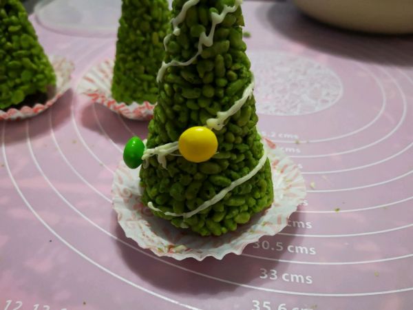 抹茶卜卜米圣诞树#令人羡慕的圣诞大餐#