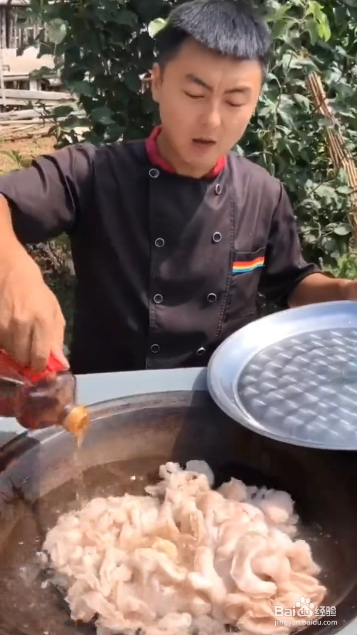 超级好吃的红烧鸡冠油要怎样做