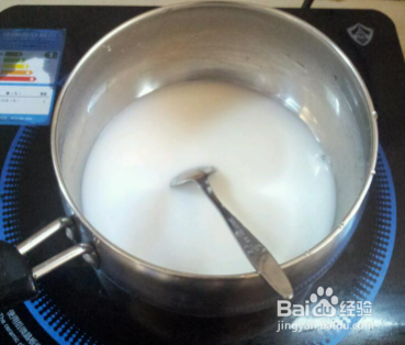 玉米淀粉做凉粉的步骤