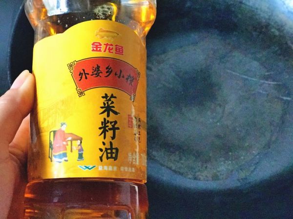 梅干菜粽子烧排骨