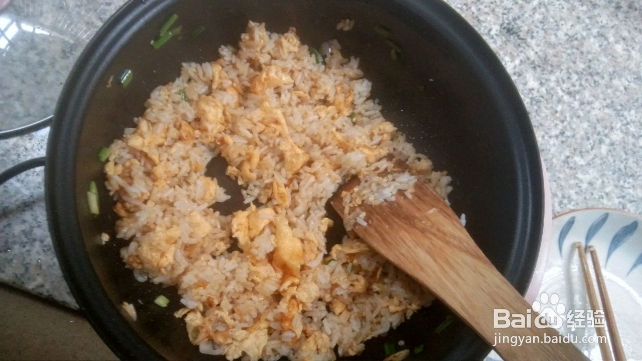 简单又美味的蛋炒饭的做法