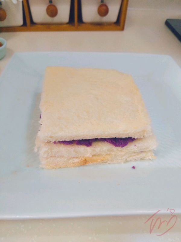 吐司新吃法紫薯三明治