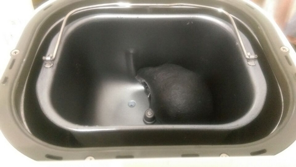 竹炭抹茶菠萝包