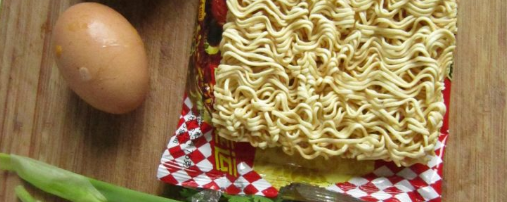 家常美味番茄蛋炒面