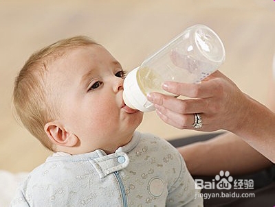 如何正确给宝宝断奶
