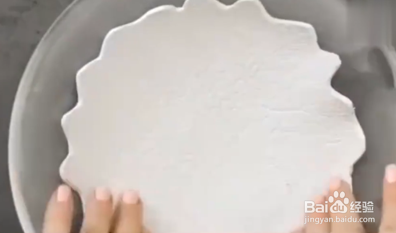 如何手工制作精美的容器