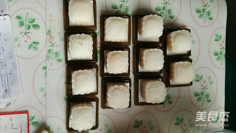 芝士芒果冰皮月饼