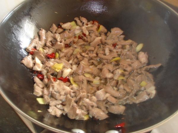 小炒猪心的做法，看完就能上手！