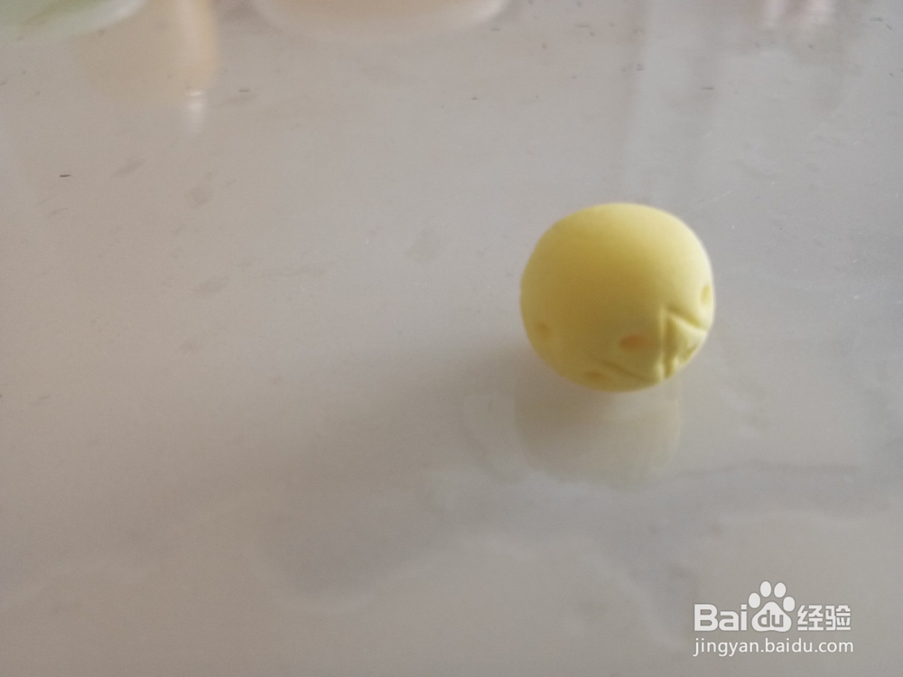 彩泥制作菠萝教程