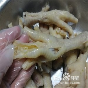 网红酸辣无骨鸡爪的做法