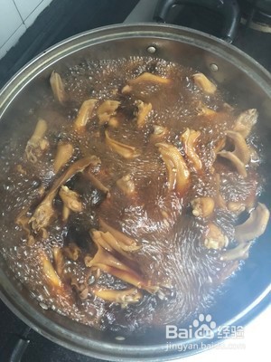 卤水鸭脚怎么做