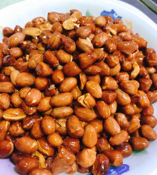 家常油酥花生米