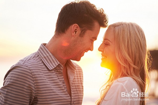 如何跟喜欢的男生聊天？有哪些经验可以借鉴？