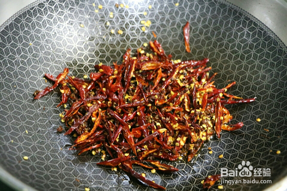 海鲜美食-香辣小鱼干