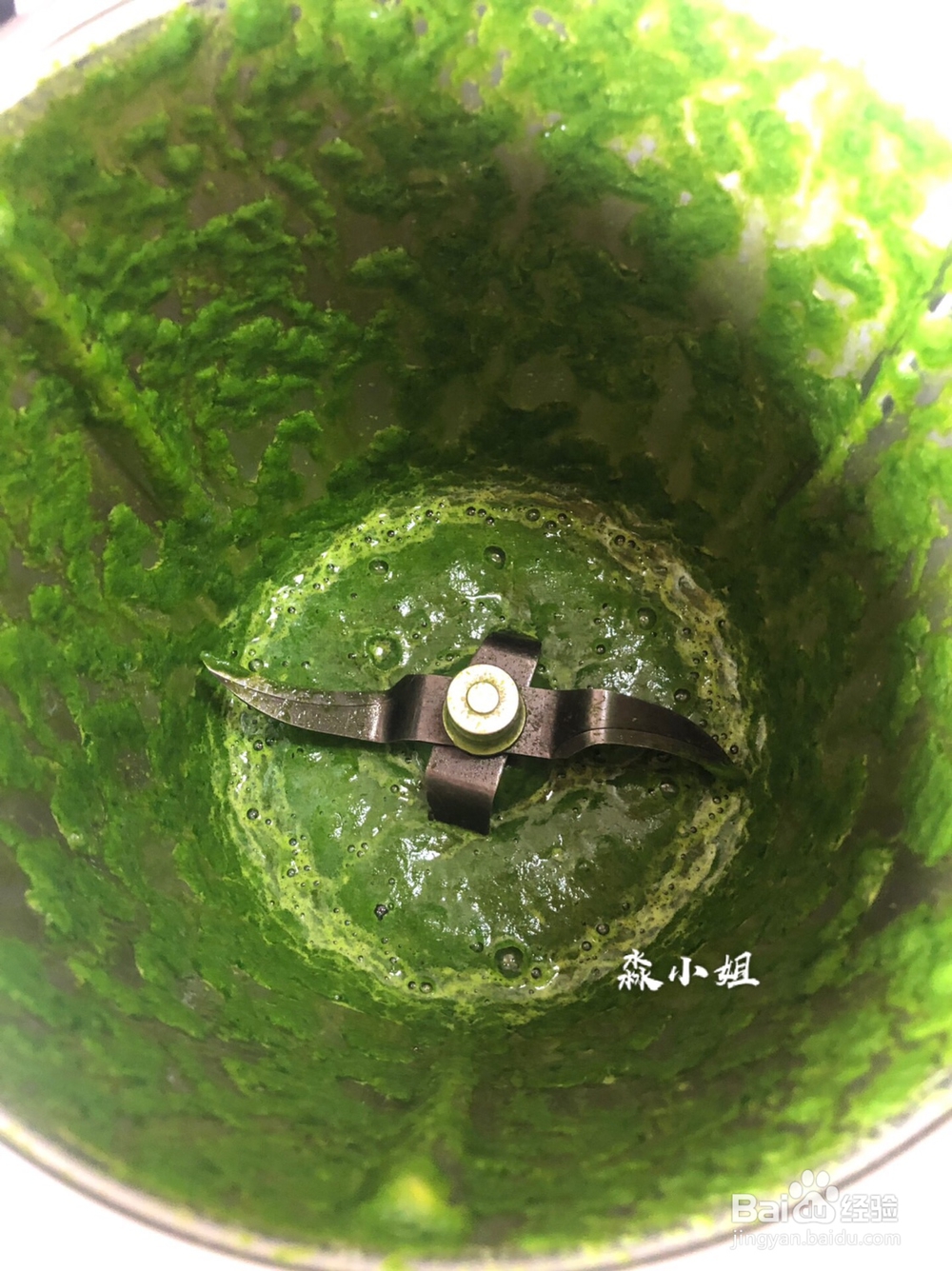 馋哭朋友的菠菜面