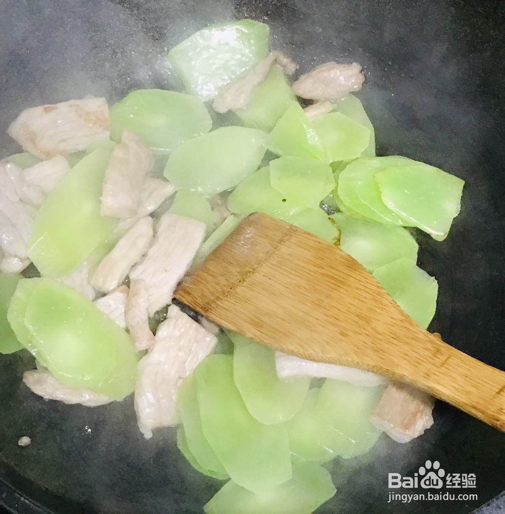 心心念念的莴笋炒木耳