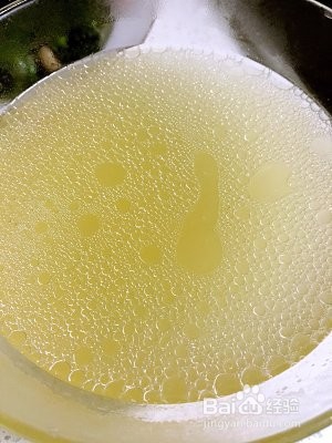 养生食补上汤西兰花的做法