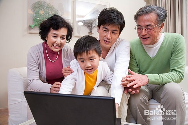 宝宝强大的破坏欲 妈妈巧应对