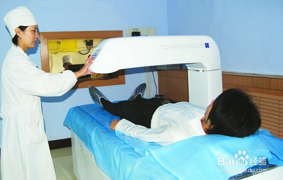 在野外游泳时每个人都必备的一些安全常识