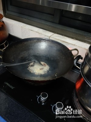养生食补个人版清炒莴笋叶的做法