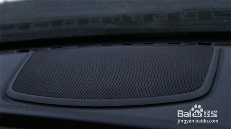 宝马3系升级哈曼音响，原厂EVO大屏,八色氛围灯