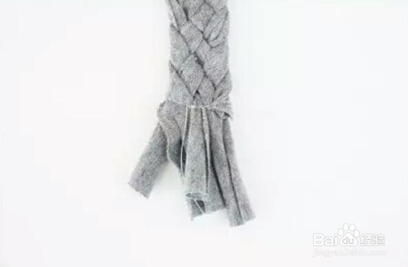 怎么用旧体恤制作发箍