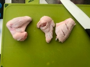 香煎蒜香鸡翅的做法