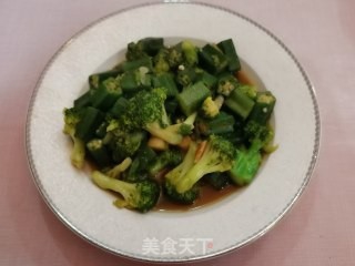 蒜蓉西兰花炒秋葵