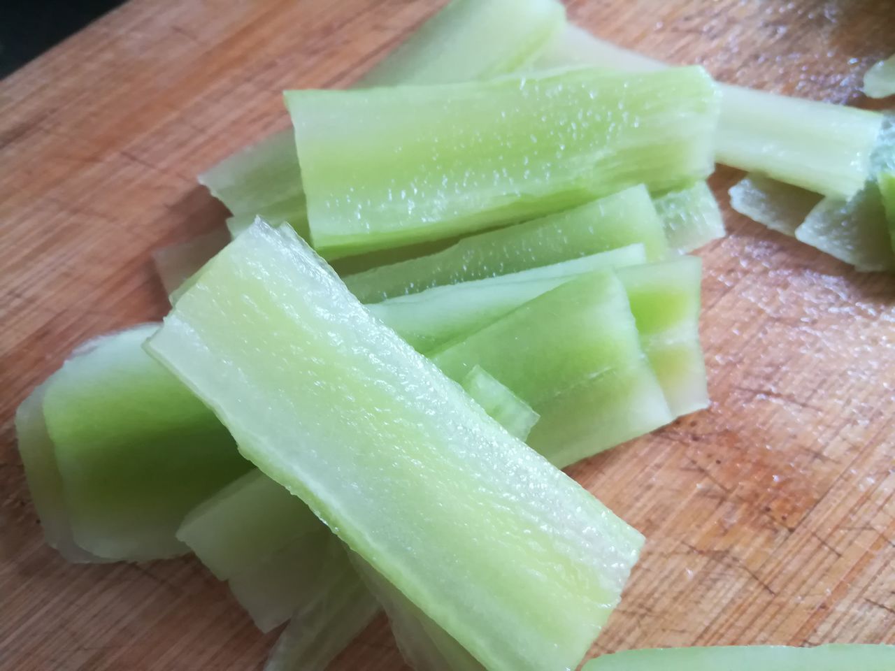 超美味的麻辣酸菜鱼，我来教你怎么做！