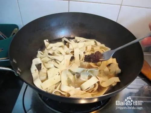 生菜炒千张