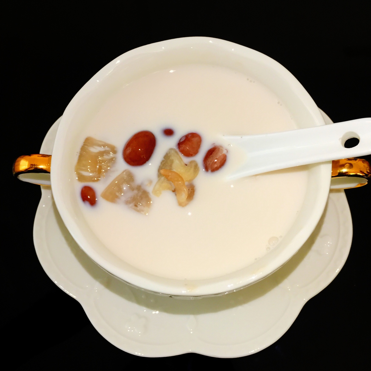 花胶红豆炖牛奶的做法,快来学学吧!
