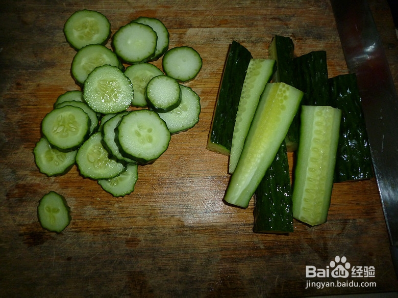 简单的夏季现吃凉菜：[1]【开胃】凉拌青瓜