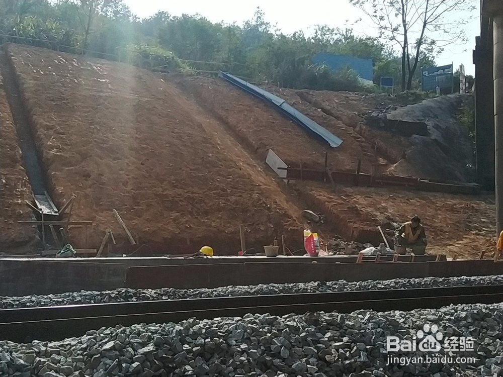 三合土加固地面排水设备的施工注意事项有哪些?