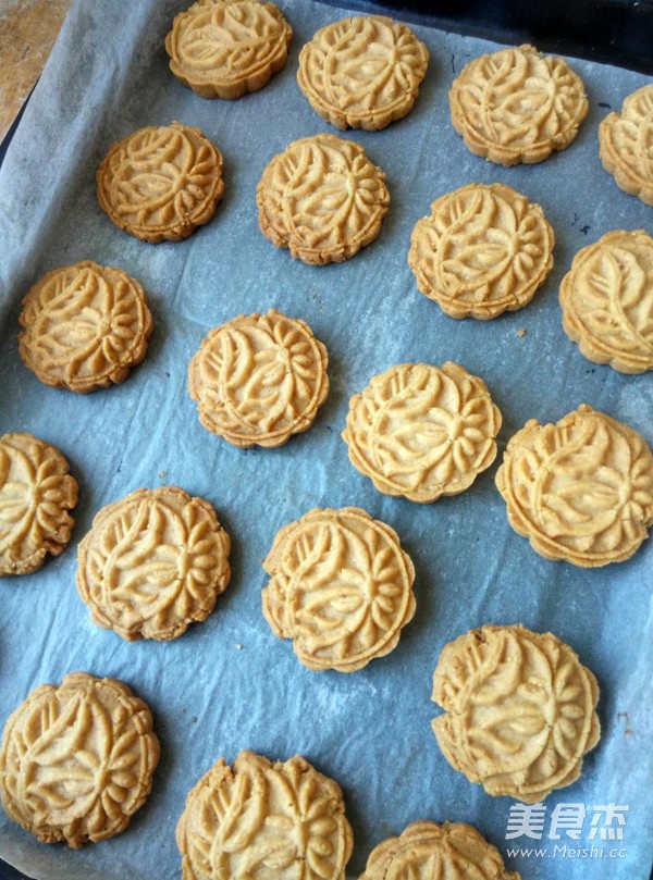 形容杏仁粉版桃酥